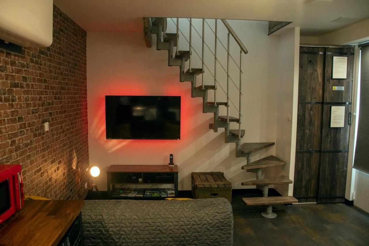 Meuble De Tourisme 3 Etoiles Loft Industriel A Fismes Villa ภายนอก รูปภาพ